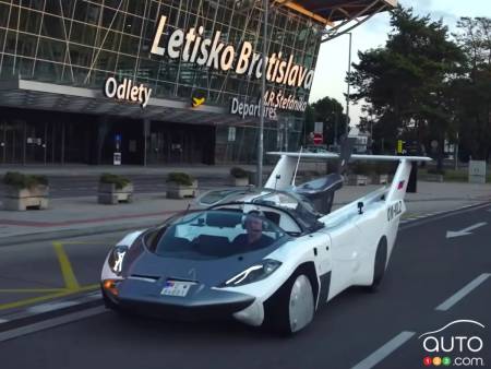 The AirCar, on the road
